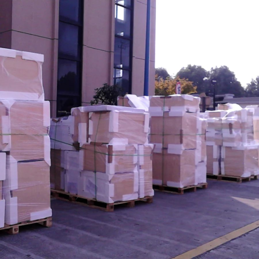 Real export cabinet pallets protected with foam, board corners and stretch wrap