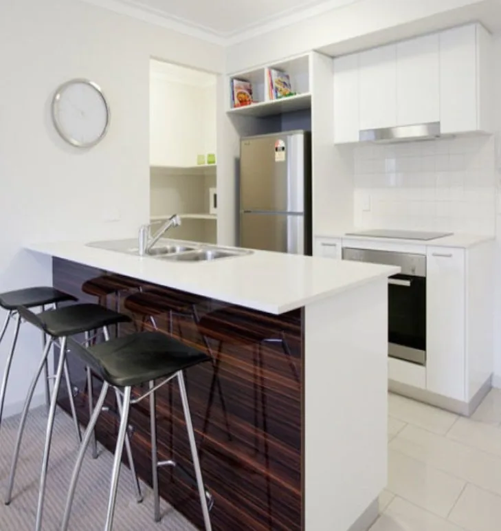 High-gloss kitchen cabinetry in a Brisbane apartment